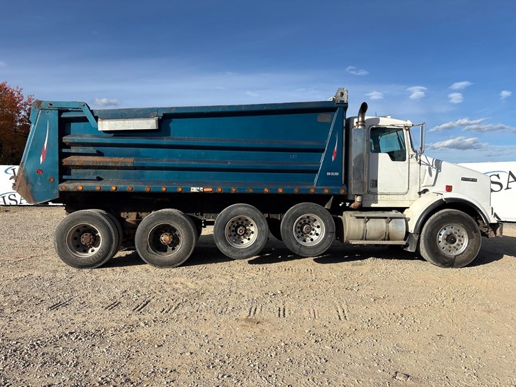 1997-kenworth-t800-image-6