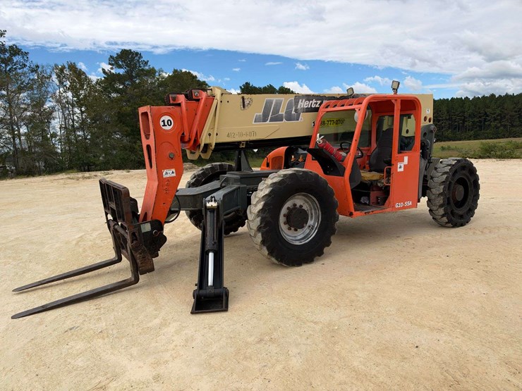 2009-jlg-g10-55a-image-2