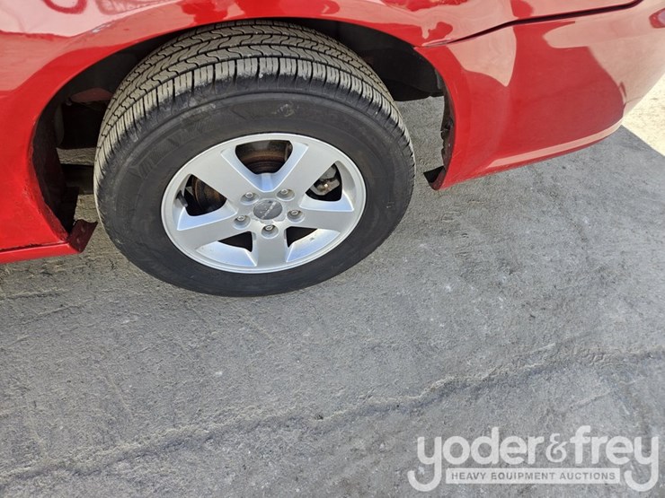 2012-dodge-grand-caravan-image-11