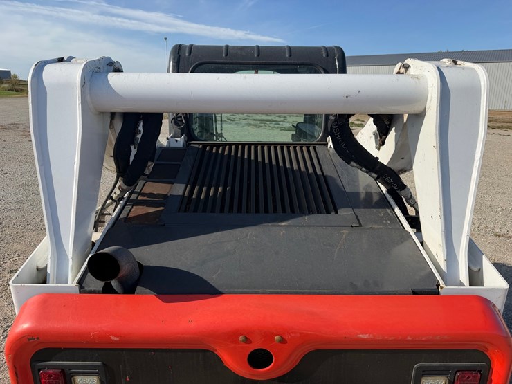 2019-bobcat-t650-image-24