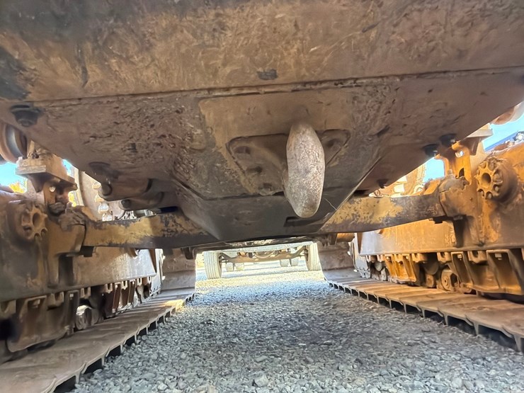 caterpillar-d6t-lgp-image-87