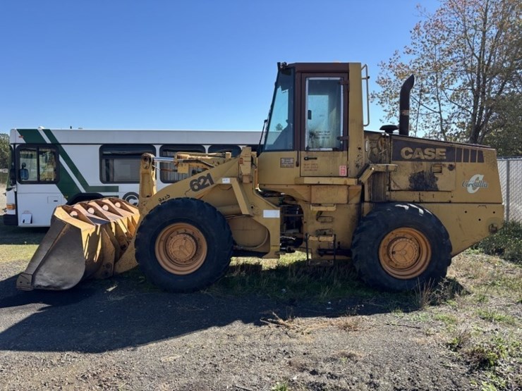 1990-case-621zf-image-2