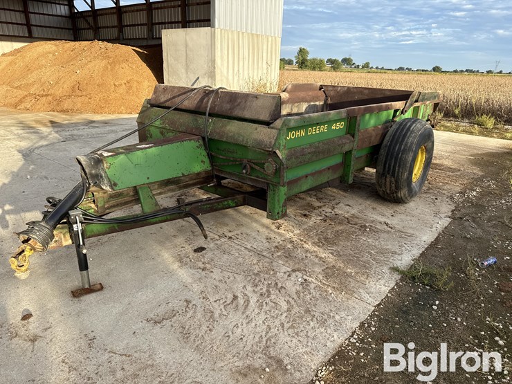john-deere-450-image-1