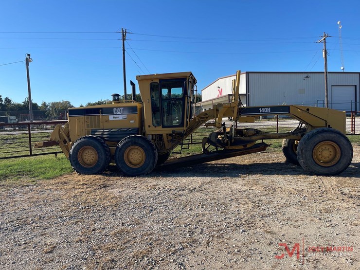 2007-caterpillar-140h-image-2