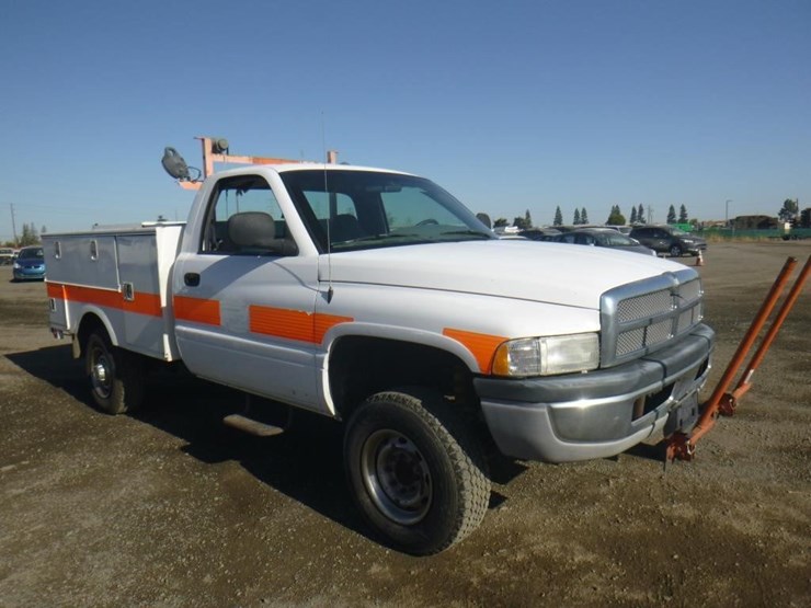 2002-dodge-ram-2500-image-3