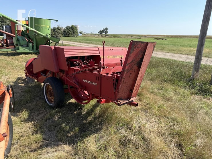 new-holland-270-image-7