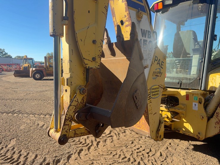 2005-komatsu-wb150aws-2-image-20