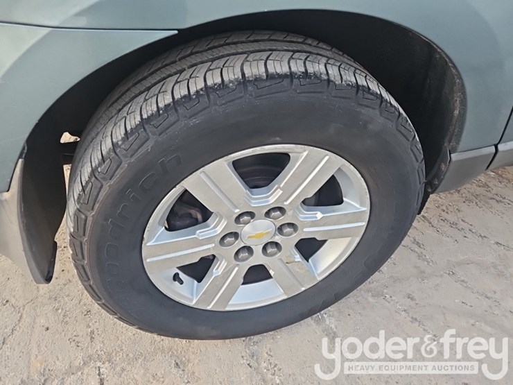 2009-chevrolet-traverse-image-12