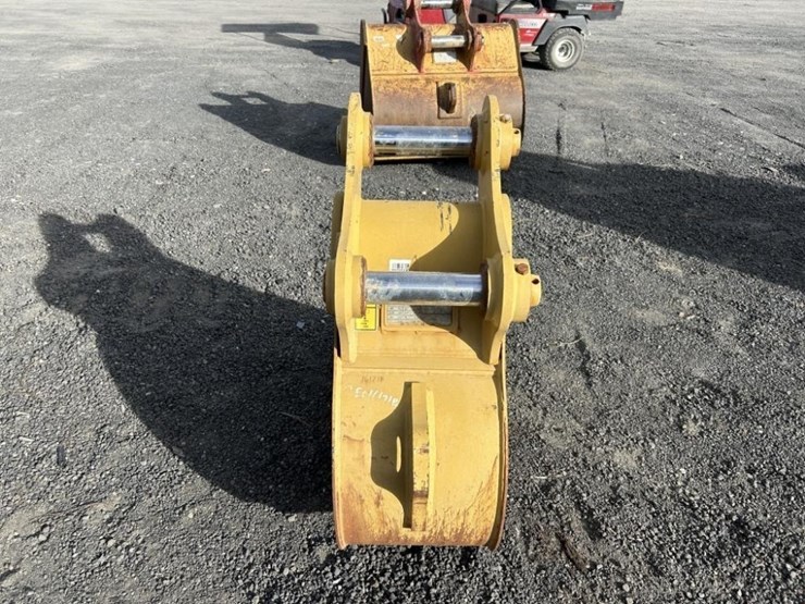 caterpillar-14-image-3