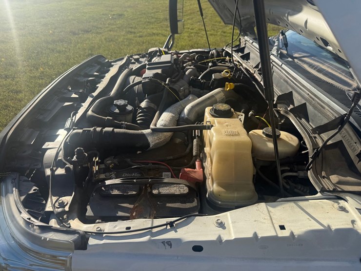 2015-ford-f550-image-9