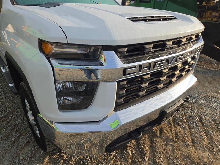 2022-chevrolet-2500-image-9