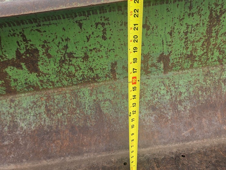 john-deere-158-image-13