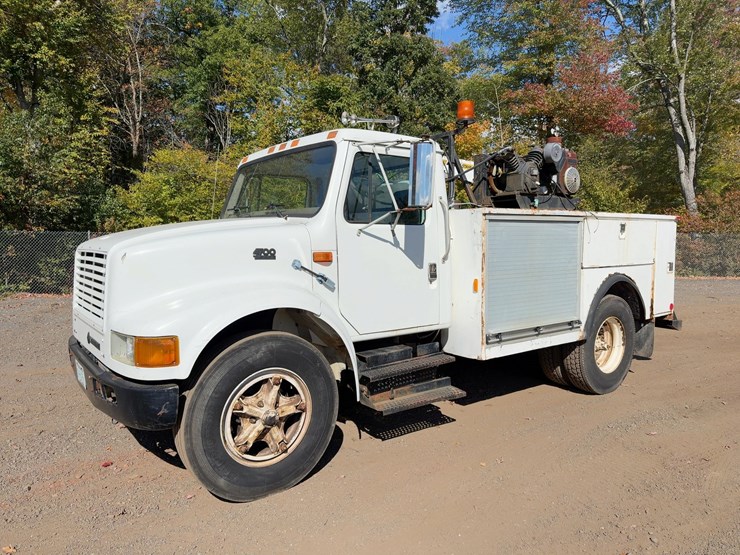 1999-international-4700-image-1