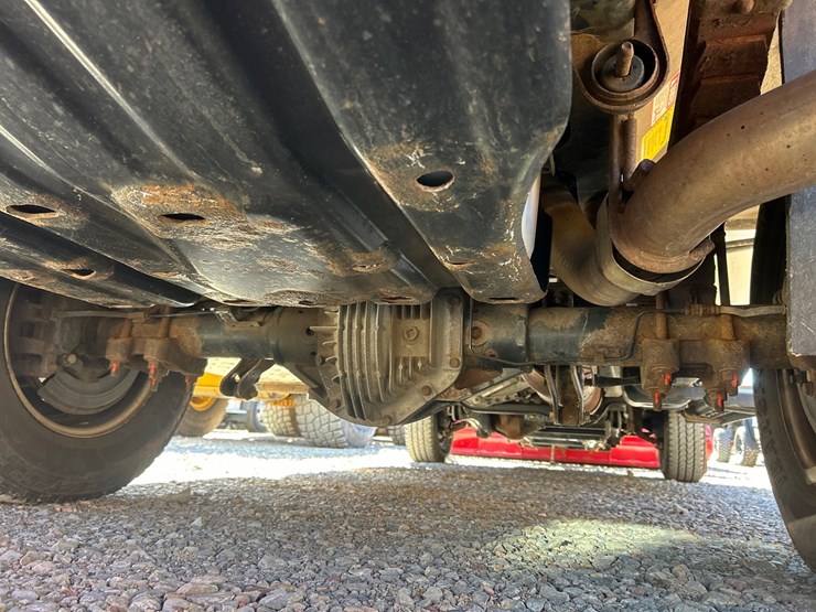 2011-ford-f350-image-42