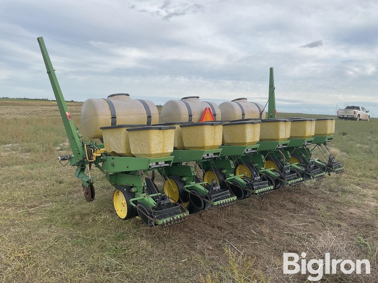 john-deere-7000-image-7