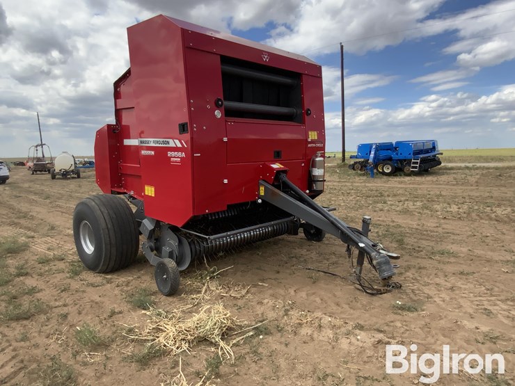 2021-massey-ferguson-2956a-image-3