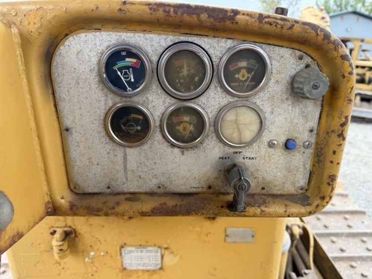 1972-caterpillar-d8h-image-29