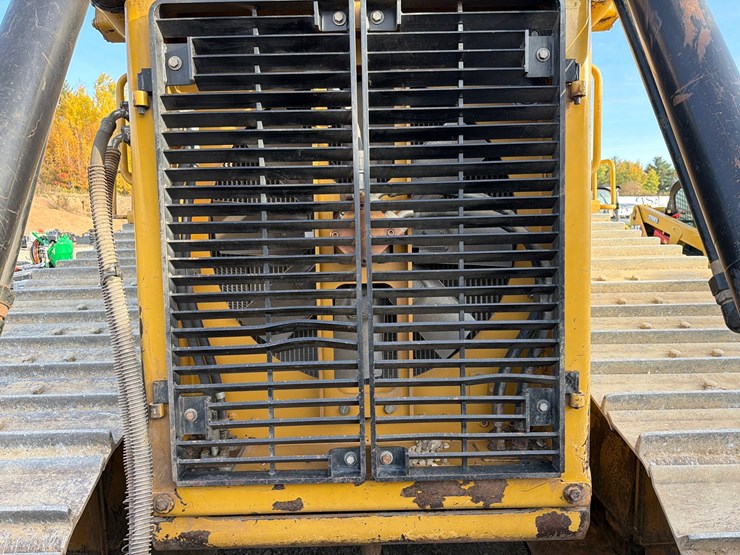 caterpillar-d6t-lgp-image-46