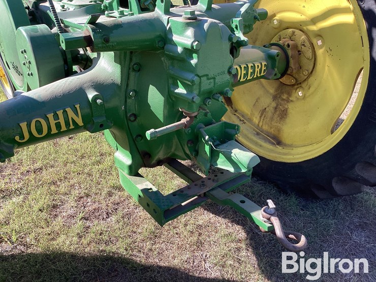 1947-john-deere-model-a-image-17