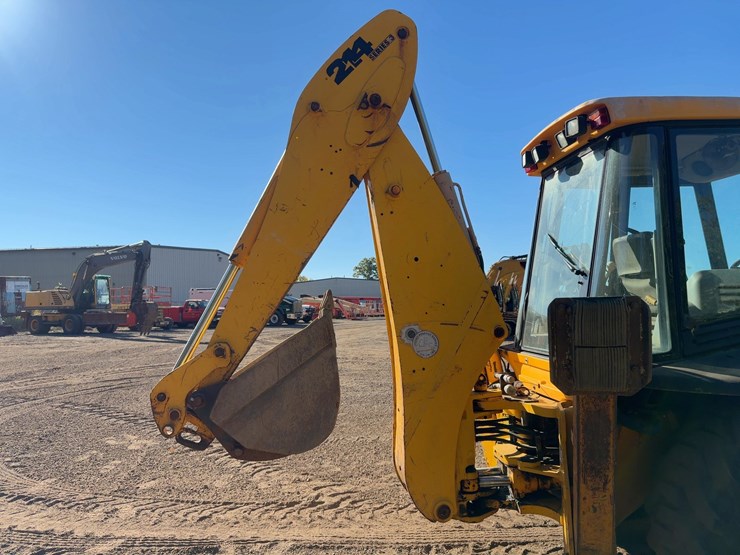 2001-jcb-214-image-21