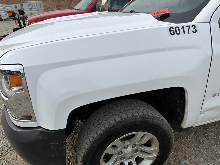 2019-chevrolet-silverado-1500-image-14