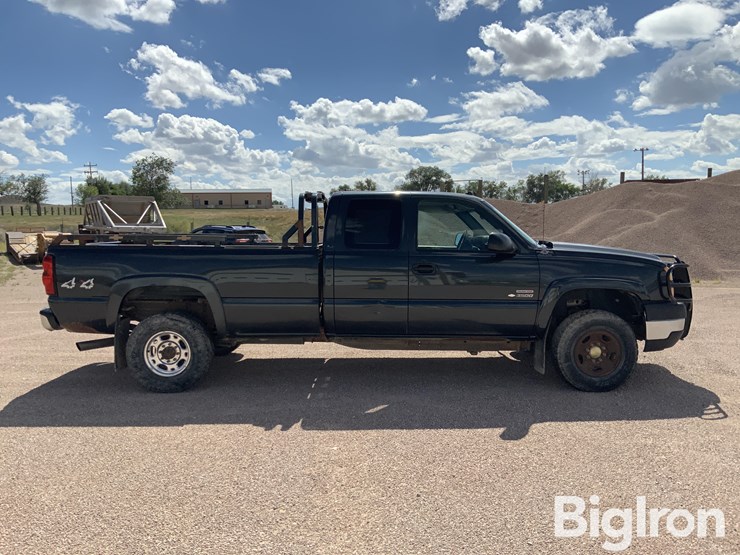 2005-chevrolet-silverado-3500-image-4