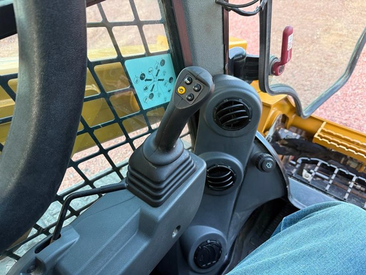 caterpillar-279d3-image-33