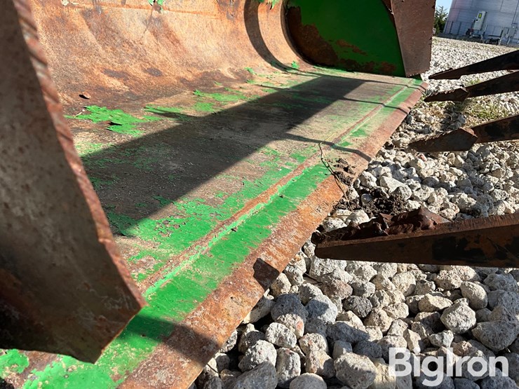 john-deere-7-image-14