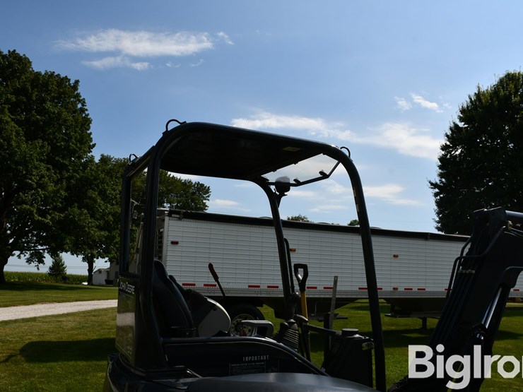 2020-deere-27d-image-20
