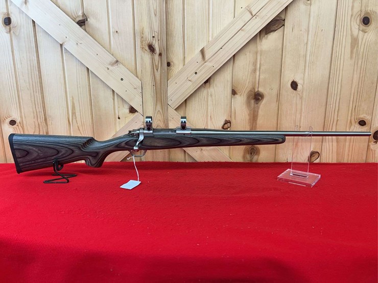 ruger-model-77-mark-ii-.243-bolt-action-rifle-image-2