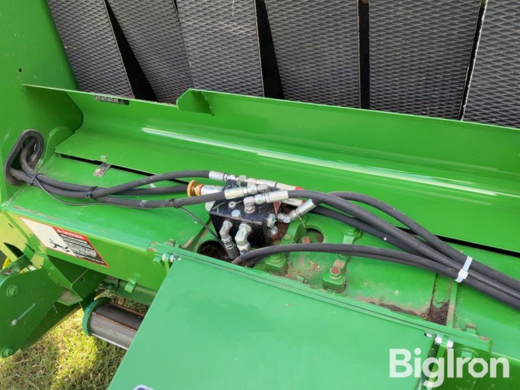 2015-john-deere-569-image-17