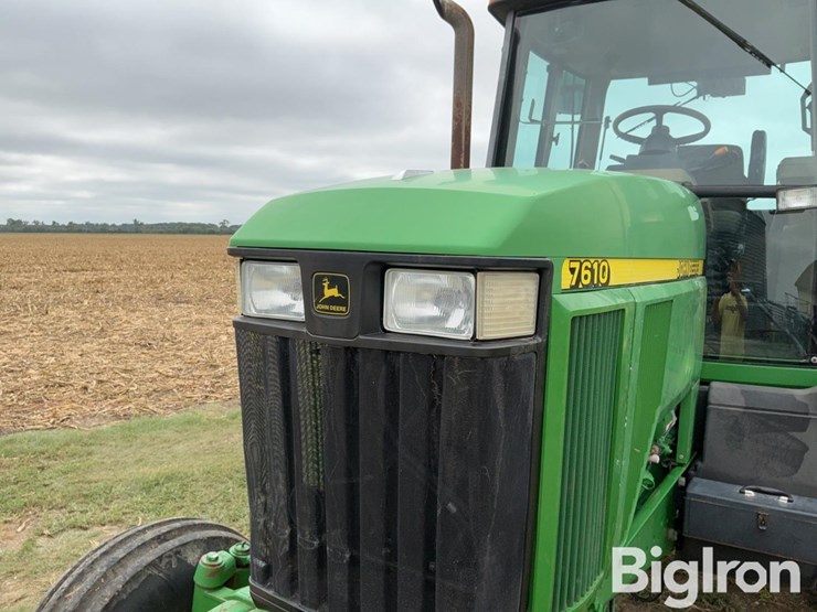 2000-john-deere-7610-image-16