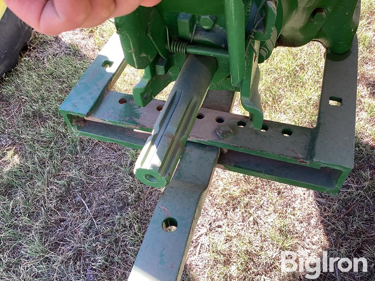 1947-john-deere-model-a-image-18