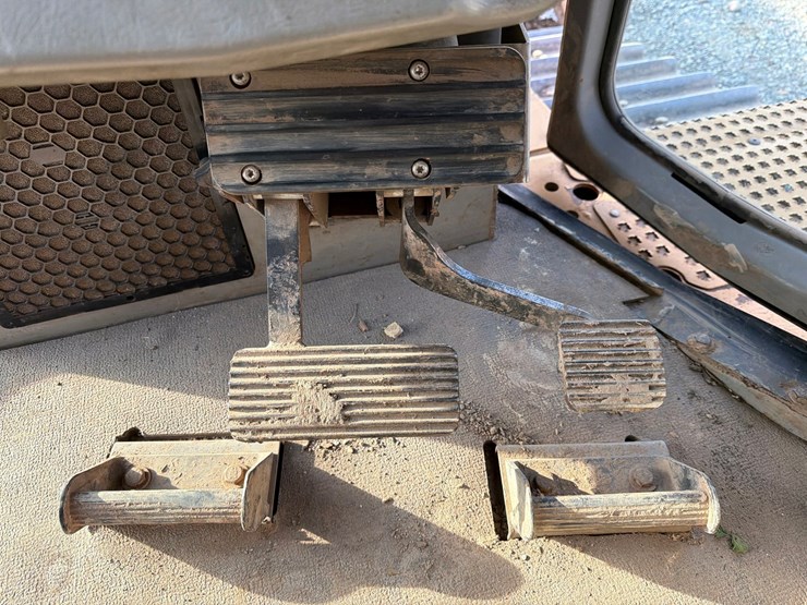 caterpillar-d6t-lgp-image-84