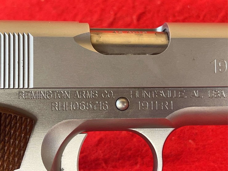 remington-model-1911-r1s-.45-acp-semiauto-pistol-image-12