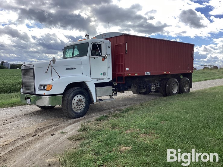 1989-freightliner-fld120-image-1
