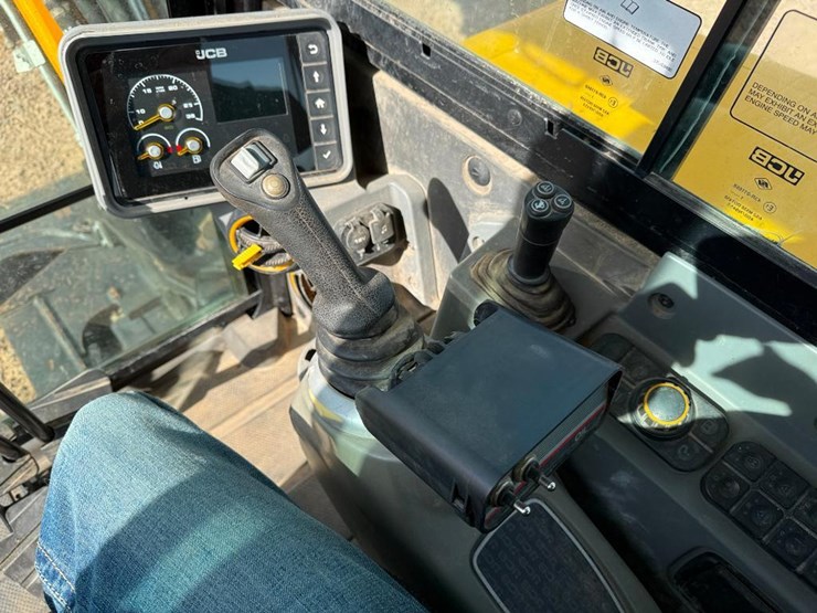 jcb-55z-1-image-54