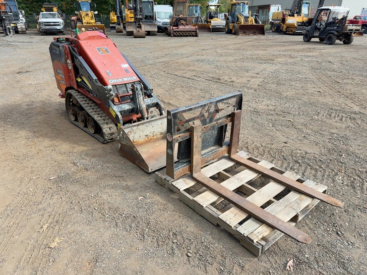 2021-ditch-witch-sk600-image-7