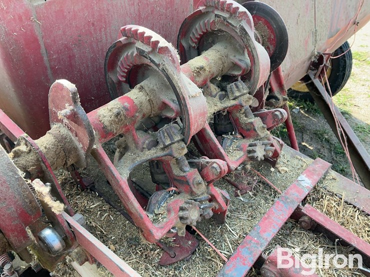 new-holland-68-image-20