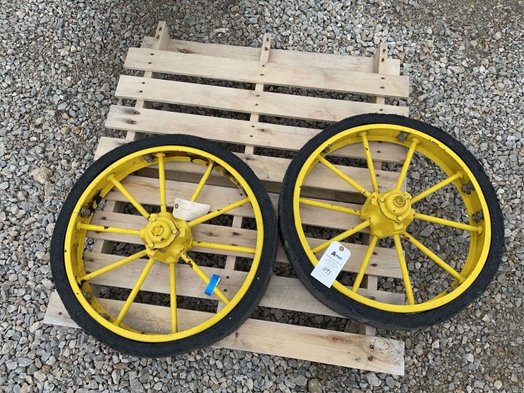 john-deere-b-image-1