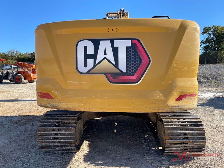 2021-caterpillar-320-image-8