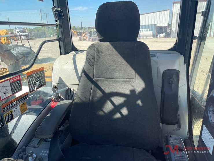 john-deere-75-image-21