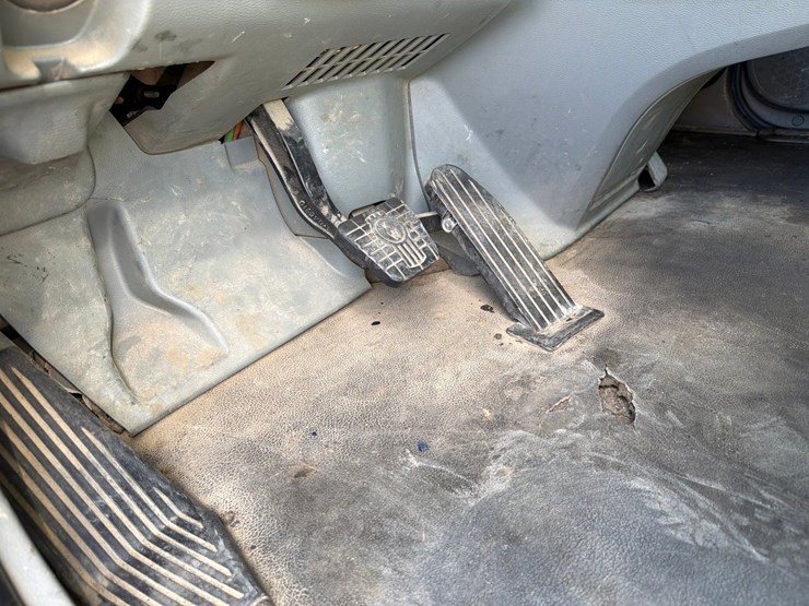 2016-kenworth-t880-image-70
