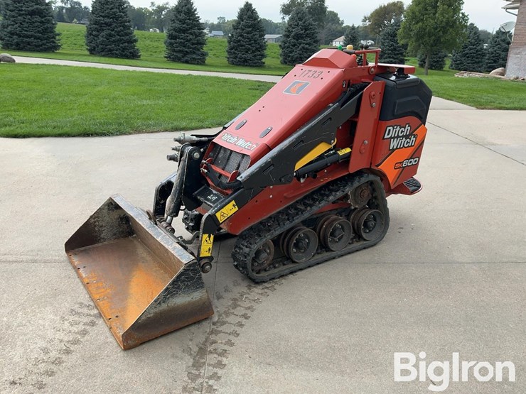 2024-ditch-witch-sk600-image-1