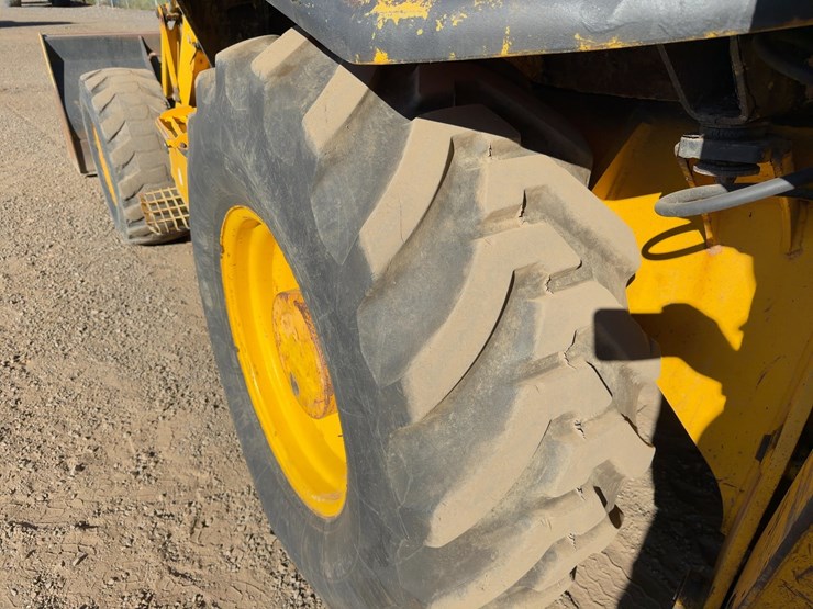 2001-jcb-214-image-14