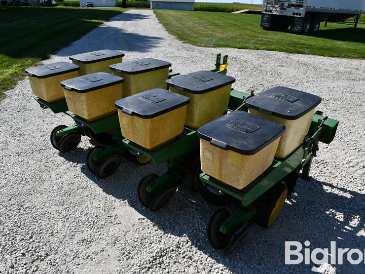 john-deere-7100-image-5