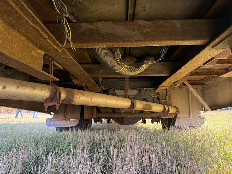 2015-ford-f550-image-32