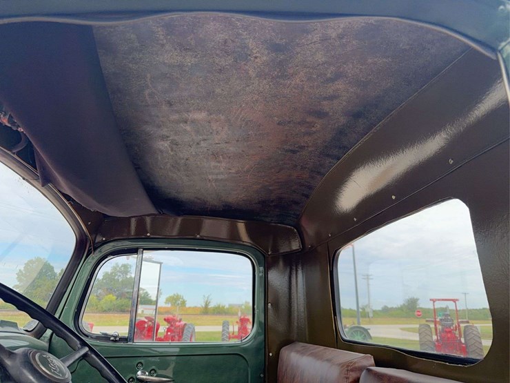 1951-mack-a30-image-63
