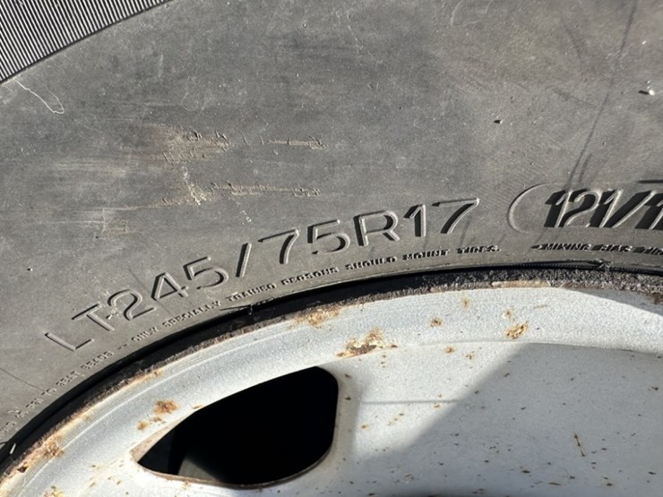 2005-ford-f250-xl-image-9