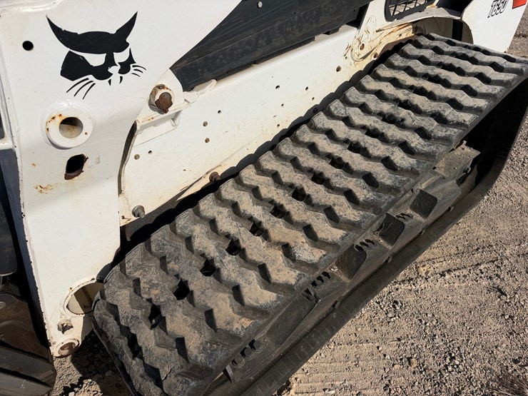 2019-bobcat-t650-image-12